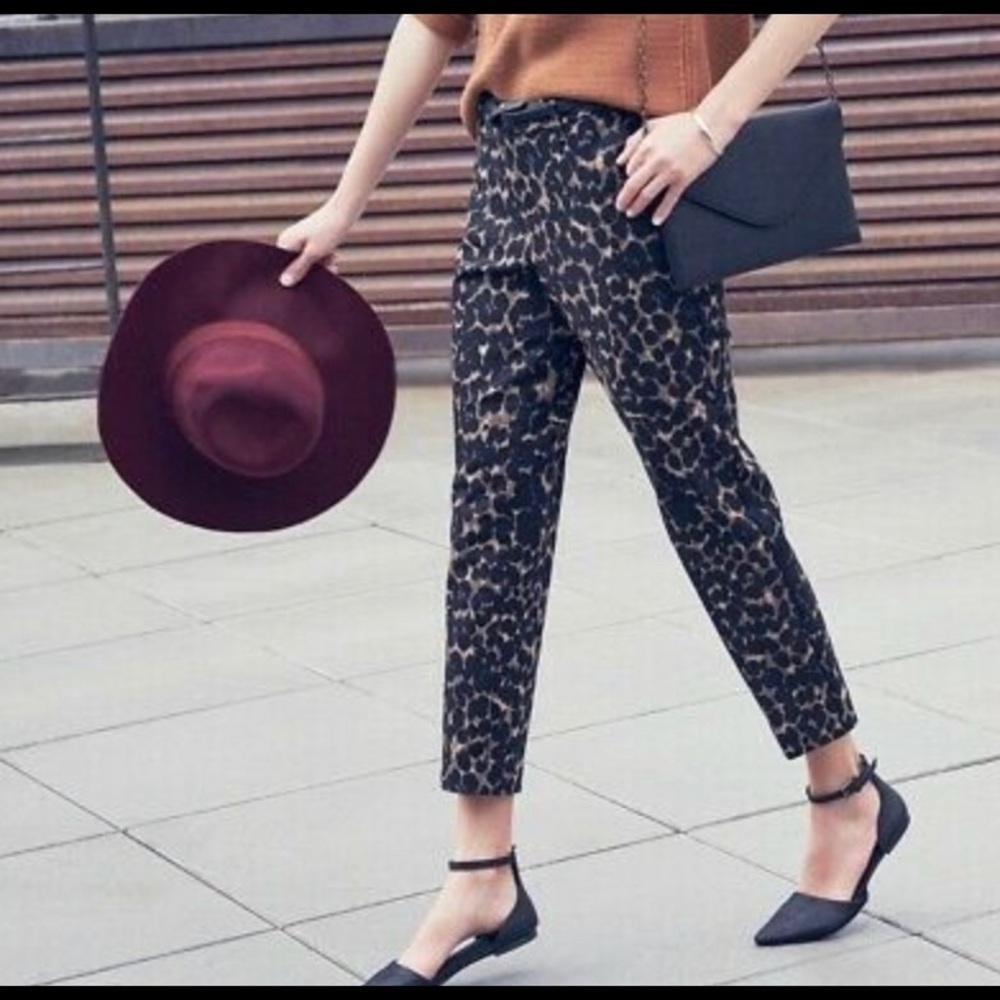 Old Navy Mid-Rise Harper Ankle Pant- Leopard Print